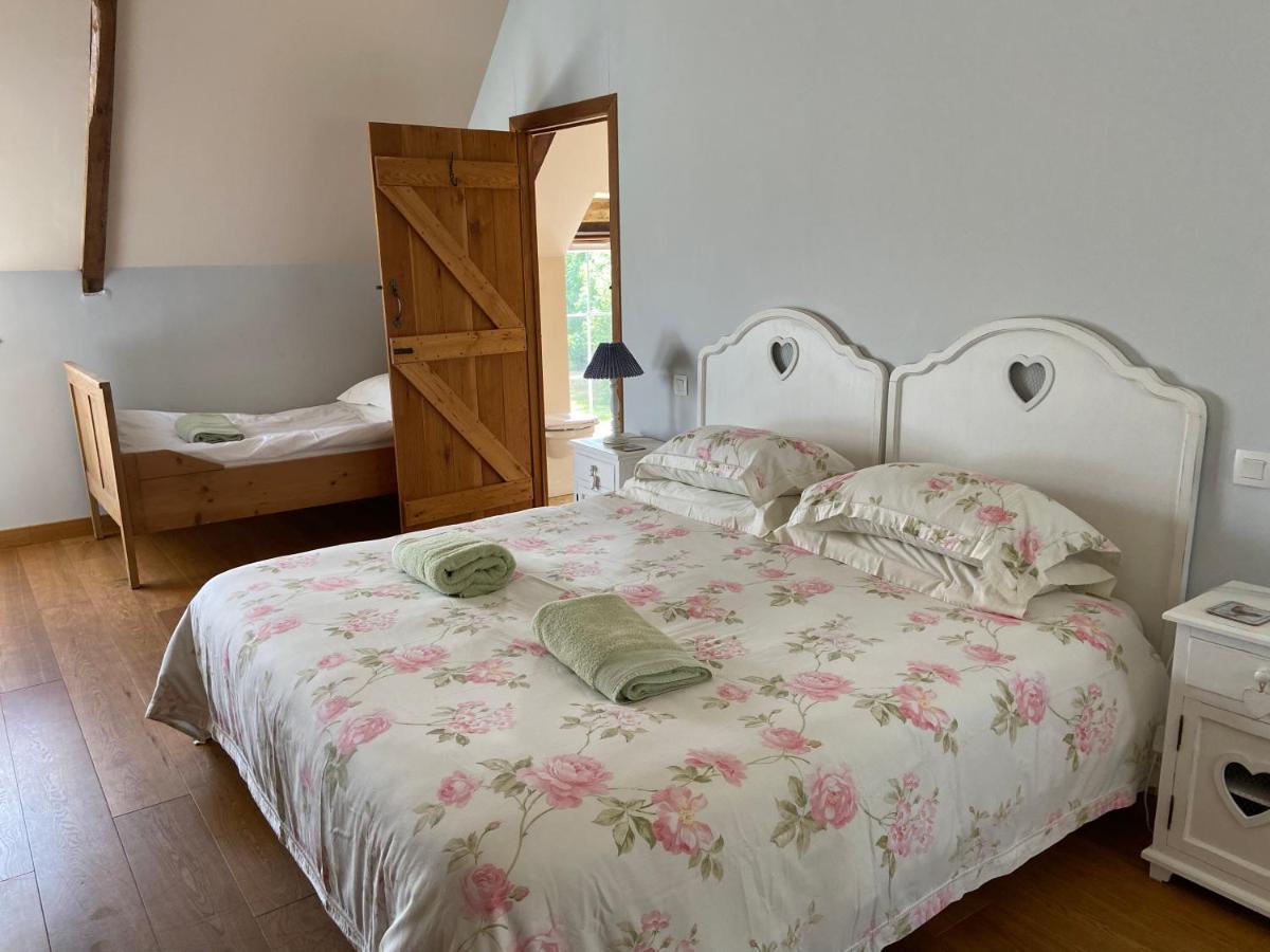 Longere Ville Voisin - Chambre D'Hote Augan ภายนอก รูปภาพ